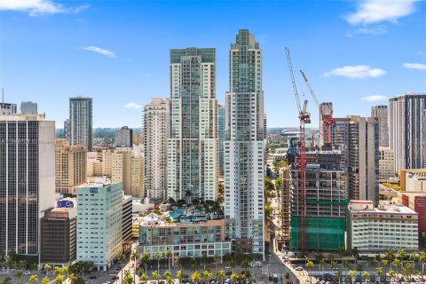 Copropriété à vendre à Miami, Floride: 2 chambres, 93.46 m2 № 1858631 - photo 15