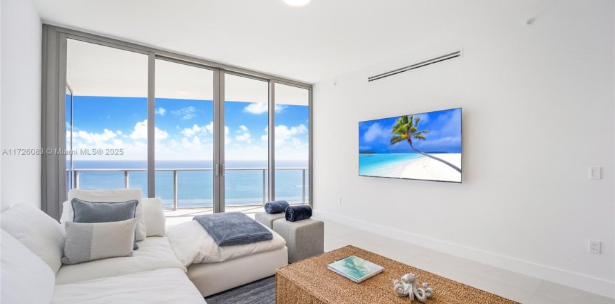 Condo à Sunny Isles Beach, Floride, 2 chambres № 1863689
