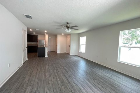 Touwnhouse à louer à Tampa, Floride: 3 chambres, 168.8 m2 № 2420359 - photo 6