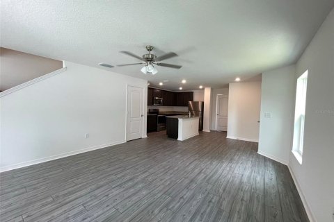 Touwnhouse à louer à Tampa, Floride: 3 chambres, 168.8 m2 № 2420359 - photo 7