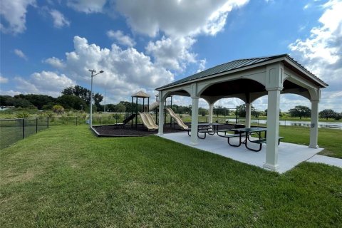 Touwnhouse à louer à Tampa, Floride: 3 chambres, 168.8 m2 № 2420359 - photo 23