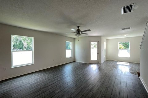 Touwnhouse à louer à Tampa, Floride: 3 chambres, 168.8 m2 № 2420359 - photo 8