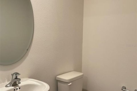 Touwnhouse à louer à Tampa, Floride: 3 chambres, 168.8 m2 № 2420359 - photo 17