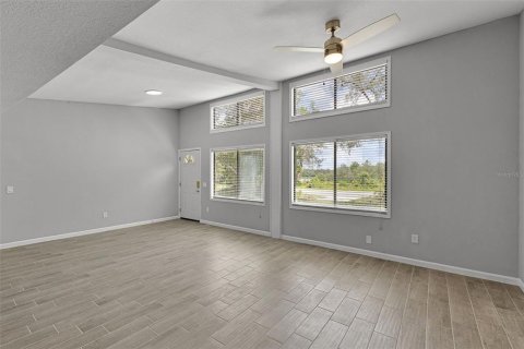 Villa ou maison à vendre à Deltona, Floride: 3 chambres, 174.1 m2 № 1847426 - photo 3