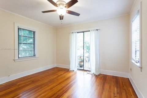 Villa ou maison à louer à Coral Gables, Floride: 3 chambres, 145.67 m2 № 1953818 - photo 8