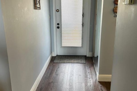Купить кондоминиум в Маргит, Флорида 3 комнаты, 102.19м2, № 2083748 - фото 26