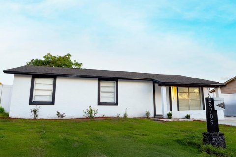 Villa ou maison à Tampa, Floride 3 chambres, 102.75 m2 № 2136169