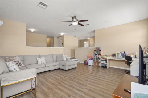 Villa ou maison à vendre à Sanford, Floride: 5 chambres, 318.19 m2 № 2114497 - photo 22