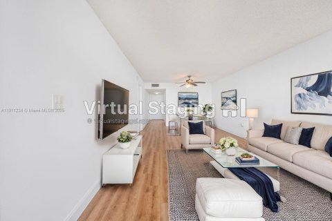 Copropriété à vendre à Miami, Floride: 1 chambre, 76.64 m2 № 1967228 - photo 22