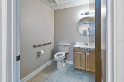 Commercial property in Jacksonville, Florida № 1582475 - photo 11