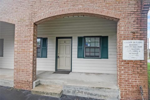 Commercial property in Jacksonville, Florida № 1582475 - photo 3