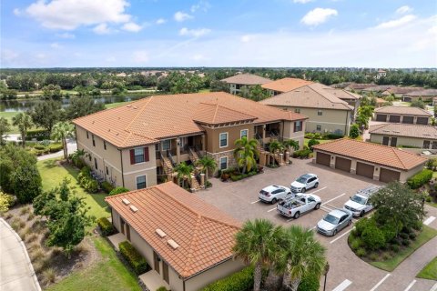 Condominio en venta en Bradenton, Florida, 2 dormitorios, 141.95 m2 № 1335705 - foto 2