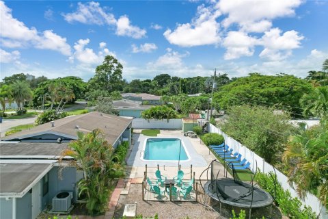 Casa en venta en Wilton Manors, Florida, 3 dormitorios, 126.81 m2 № 2010535 - foto 13