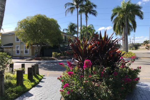 Снять в аренду квартиру в Санрайз, Флорида 1 спальня, 55.28м2, № 2065214 - фото 16