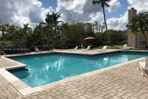 Снять в аренду квартиру в Санрайз, Флорида 1 спальня, 55.28м2, № 2065214 - фото 19