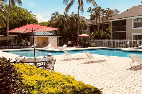 Снять в аренду квартиру в Санрайз, Флорида 1 спальня, 55.28м2, № 2065214 - фото 21