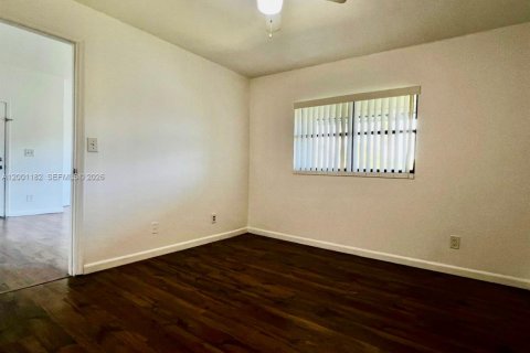 Снять в аренду квартиру в Санрайз, Флорида 1 спальня, 55.28м2, № 2065214 - фото 12