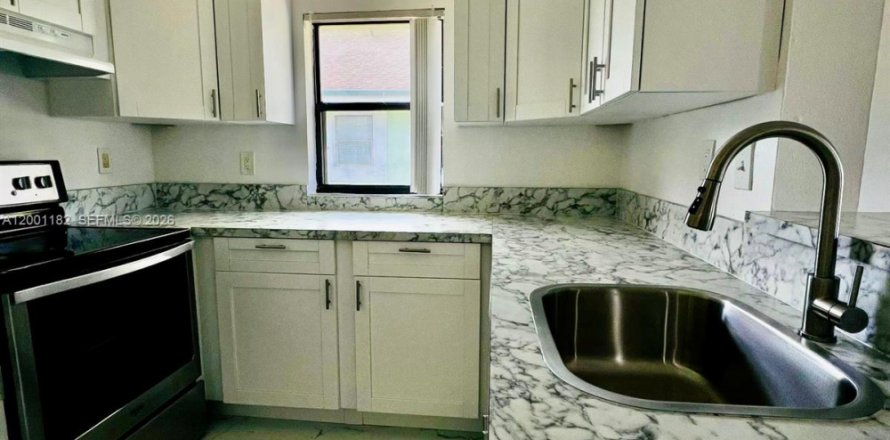 Квартира в Санрайз, Флорида 1 спальня, 55.28м2 № 2065214