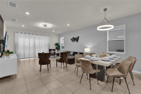 Villa ou maison à vendre à Davenport, Floride: 7 chambres, 304.91 m2 № 2207847 - photo 14
