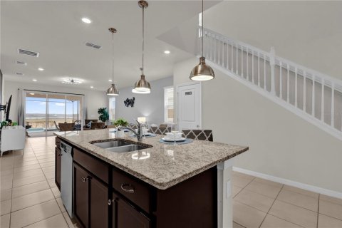 Villa ou maison à vendre à Davenport, Floride: 7 chambres, 304.91 m2 № 2207847 - photo 16