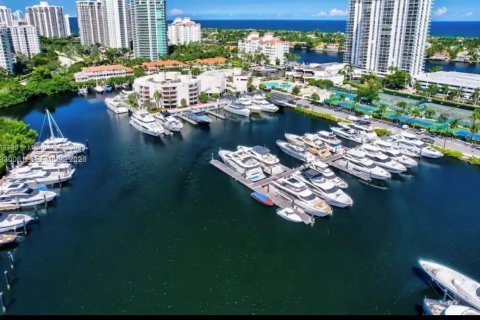 Copropriété à louer à Aventura, Floride: 1 chambre, 69.68 m2 № 1997908 - photo 18