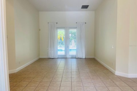Casa en alquiler en Windermere, Florida, 4 dormitorios, 296.92 m2 № 1914072 - foto 3