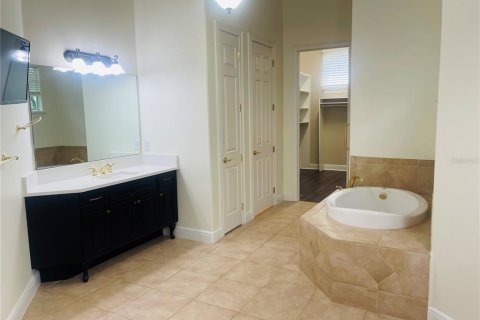 Casa en alquiler en Windermere, Florida, 4 dormitorios, 296.92 m2 № 1914072 - foto 13