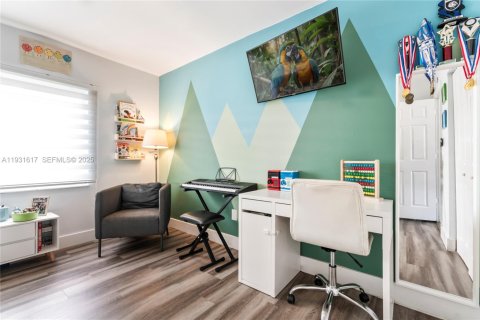 Casa en venta en Boca Raton, Florida, 3 dormitorios, 111.11 m2 № 1992167 - foto 18