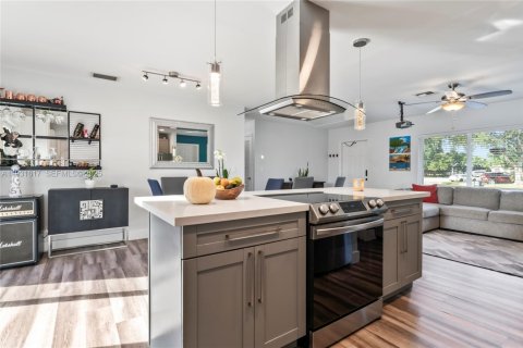 Casa en venta en Boca Raton, Florida, 3 dormitorios, 111.11 m2 № 1992167 - foto 12