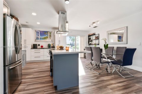 Casa en venta en Boca Raton, Florida, 3 dormitorios, 111.11 m2 № 1992167 - foto 11