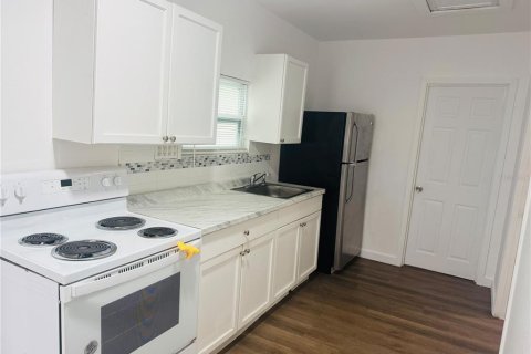 Apartment in Tampa, Florida 2 bedrooms, 55.74 sq.m. № 2379308 - photo 5