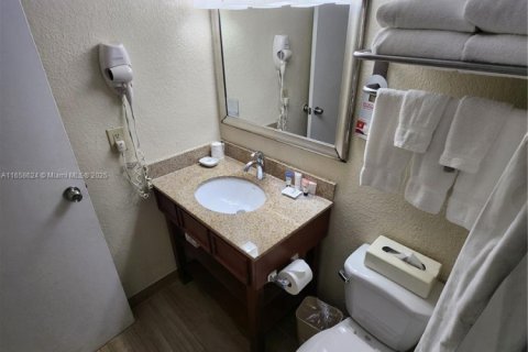 Copropriété à louer à Sunny Isles Beach, Floride: 33.44 m2 № 1729895 - photo 12