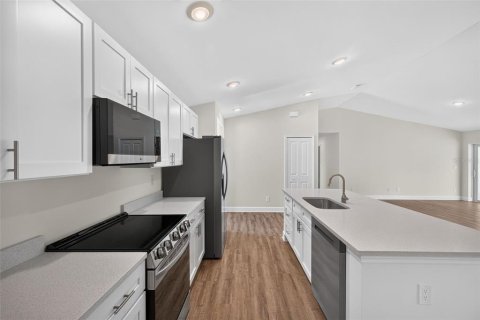 Villa ou maison à vendre à Port Charlotte, Floride: 3 chambres, 168.9 m2 № 2149994 - photo 11
