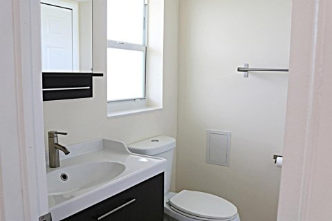 Condo in Boynton Beach, Florida, 1 bedroom  № 2182806 - photo 10