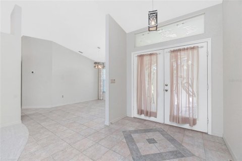 House in Port Charlotte, Florida 3 bedrooms, 161.93 sq.m. № 1837427 - photo 6