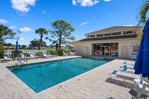Condo in Venice, Florida, 2 bedrooms  № 2210632 - photo 28