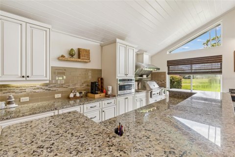 House in Wesley Chapel, Florida 3 bedrooms, 238.48 sq.m. № 2124450 - photo 20