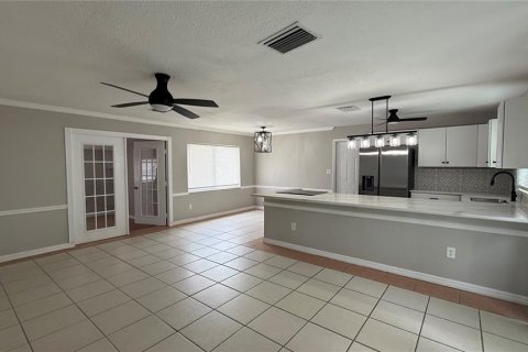 Casa en alquiler en Port Charlotte, Florida, 3 dormitorios, 109.9 m2 № 1825108 - foto 2