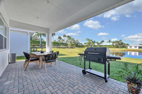 House in Port St. Lucie, Florida 3 bedrooms, 190.73 sq.m. № 2260273 - photo 30