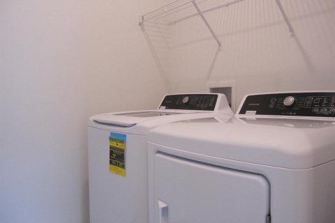 Снять в аренду виллу или дом в Окала, Флорида 6 комнат, 161.65м2, № 2097510 - фото 7