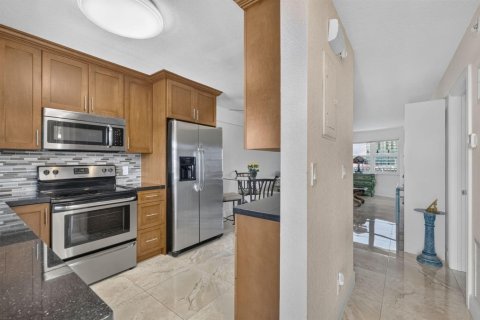 Copropriété à vendre à Deerfield Beach, Floride: 1 chambre, 65.03 m2 № 2276424 - photo 5