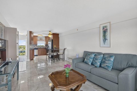 Copropriété à vendre à Deerfield Beach, Floride: 1 chambre, 65.03 m2 № 2276424 - photo 10