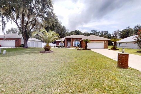 Casa en Ocala, Florida 3 dormitorios, 168.15 m2 № 2304314