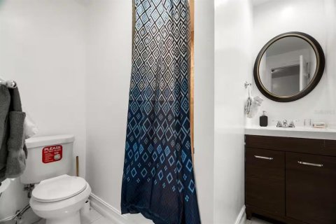Casa en venta en Tampa, Florida, 5 dormitorios, 228.91 m2 № 2238998 - foto 28