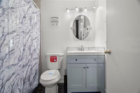 Casa en venta en Tampa, Florida, 5 dormitorios, 228.91 m2 № 2238998 - foto 15