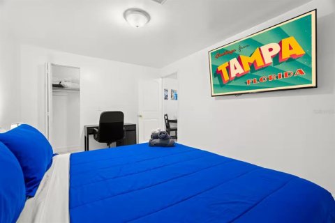 Casa en venta en Tampa, Florida, 5 dormitorios, 228.91 m2 № 2238998 - foto 29
