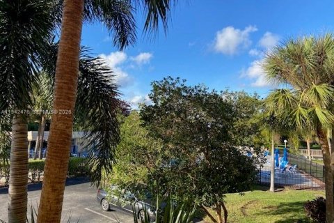 Condominio en venta en Coconut Creek, Florida, 1 dormitorio, 74.14 m2 № 1999970 - foto 20