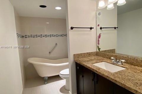 Condominio en venta en Coconut Creek, Florida, 1 dormitorio, 74.14 m2 № 1999970 - foto 9