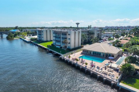 Condominio en venta en Boynton Beach, Florida, 2 dormitorios, 79.71 m2 № 2087777 - foto 23