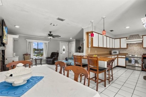 Villa ou maison à vendre à Apopka, Floride: 3 chambres, 119.57 m2 № 2431830 - photo 10